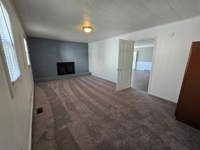 Building Photo - 259 Walton St