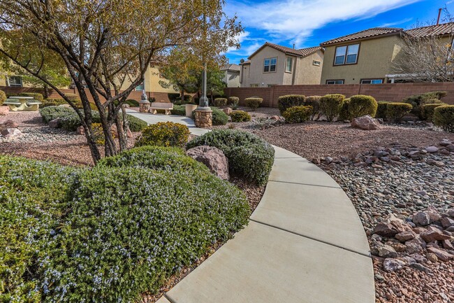 Building Photo - 3 Bedroom Southwest Vegas Beauty