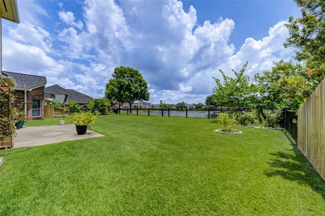 Building Photo - 3819 Rivermoss Ln