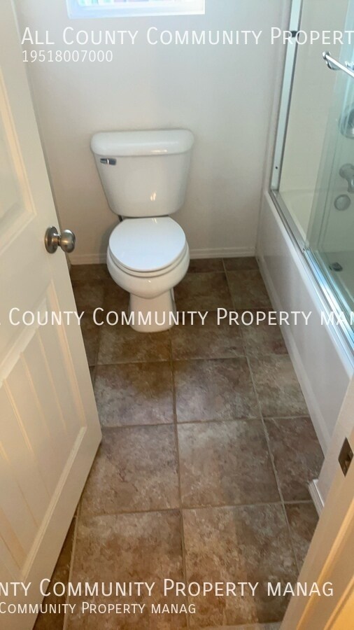 Building Photo - 40298 Hannah Way