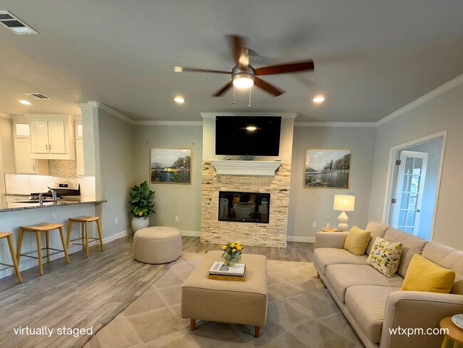 Building Photo - Modern 3-Bedroom Home with Office in The Greenways