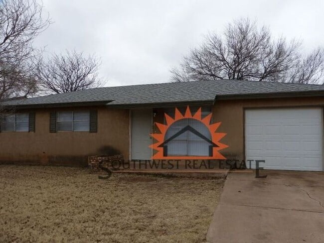 Primary Photo - Cute 3 bedroom 1 bath one car garage