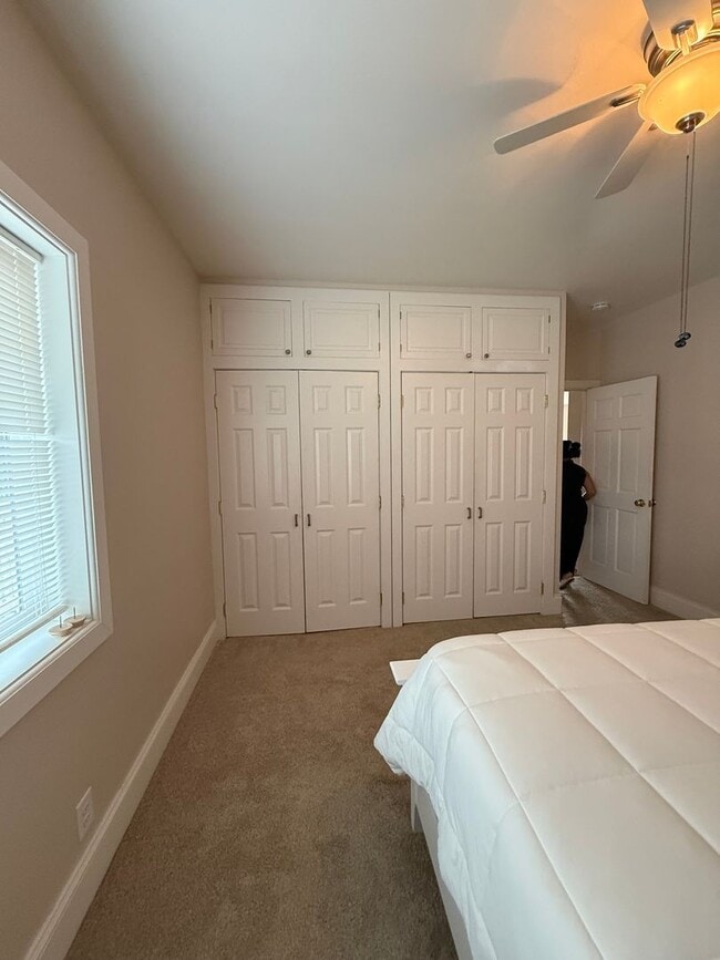 Building Photo - Stunning Bay View Retreat – Fully Furnished 2 Bed / 2 Bath Near Charleston