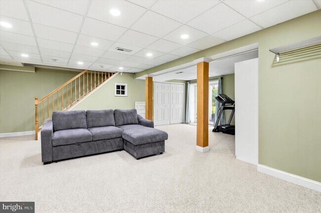 Building Photo - 438 Candlewood Way