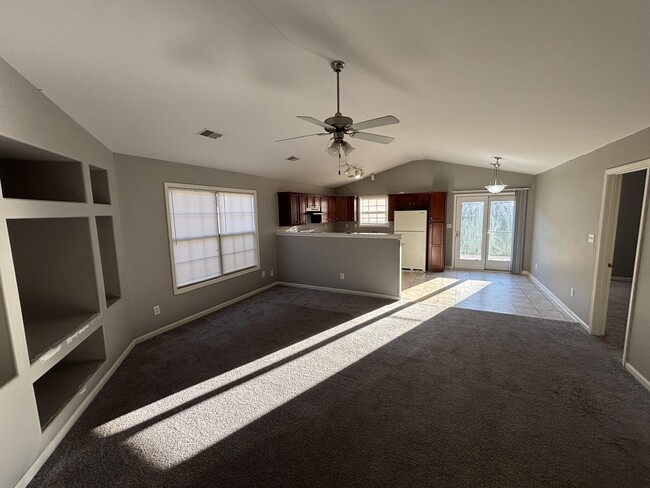 Building Photo - 160 Blue Heron Pl