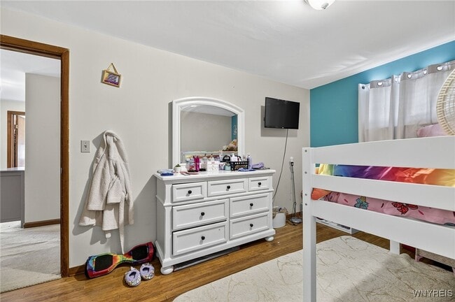 Building Photo - 116 Springville Ave