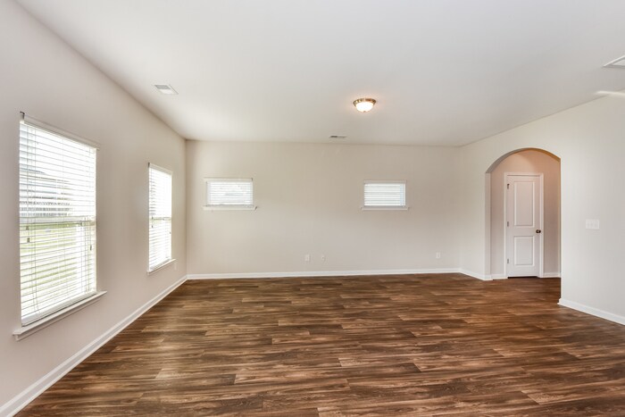 Building Photo - 316 Beacon Field Rd