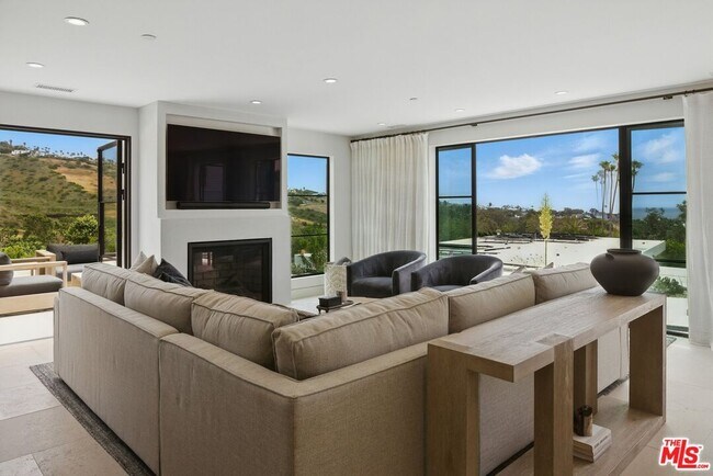 Building Photo - 6326 Trancas Canyon Rd