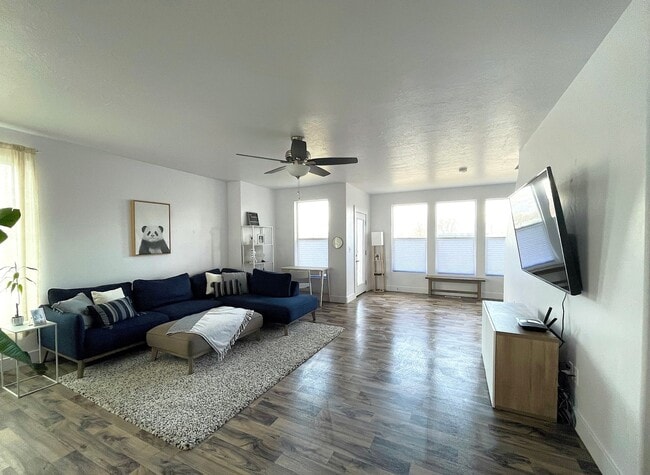 Building Photo - 1766 W Dalmeny Way