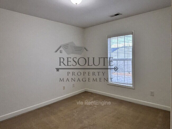 Building Photo - 6110 San Marcos Way