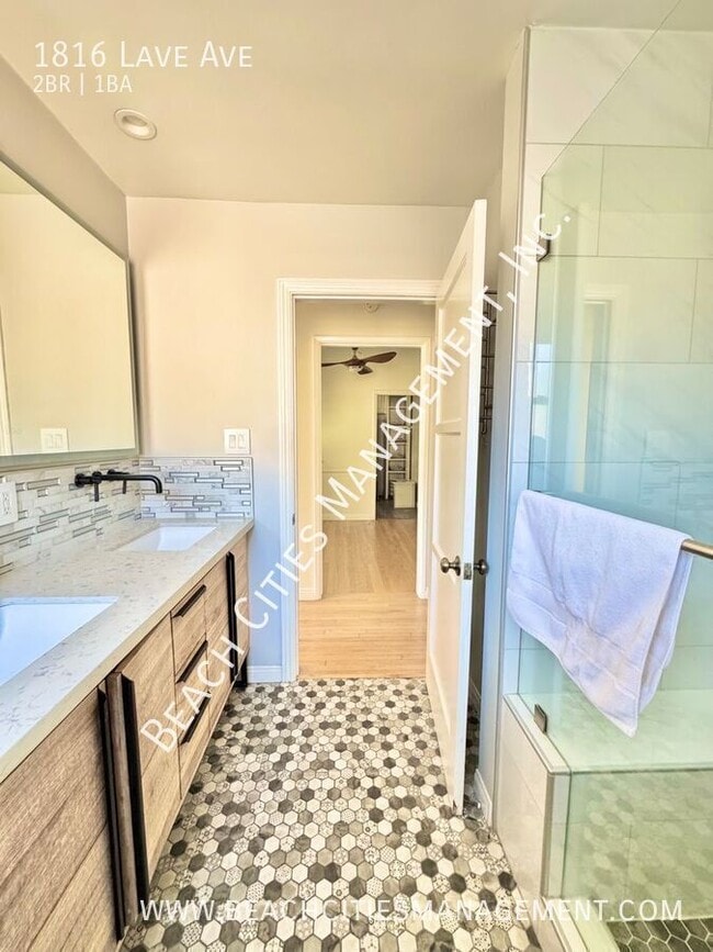 Building Photo - 1816 Lave Ave