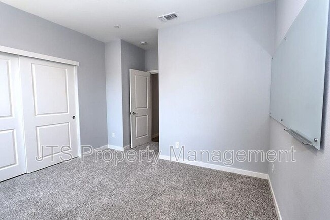 Building Photo - 2683 Alcove Way