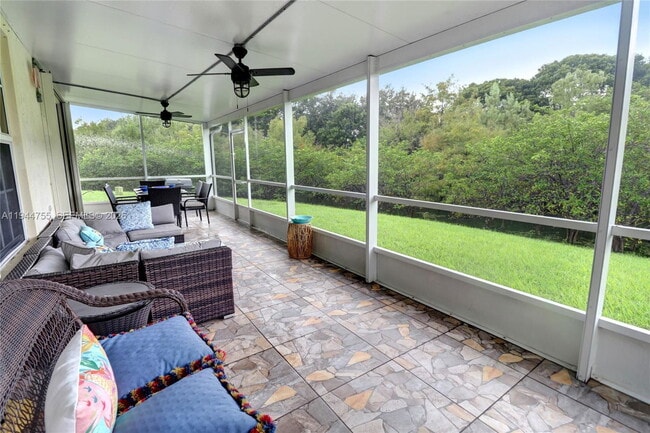 Building Photo - 1706 NW 78th Way