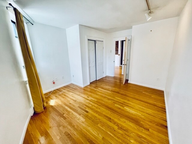 Building Photo - 13 Thacher St