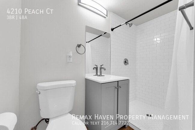 Building Photo - 4210 Peach Ct