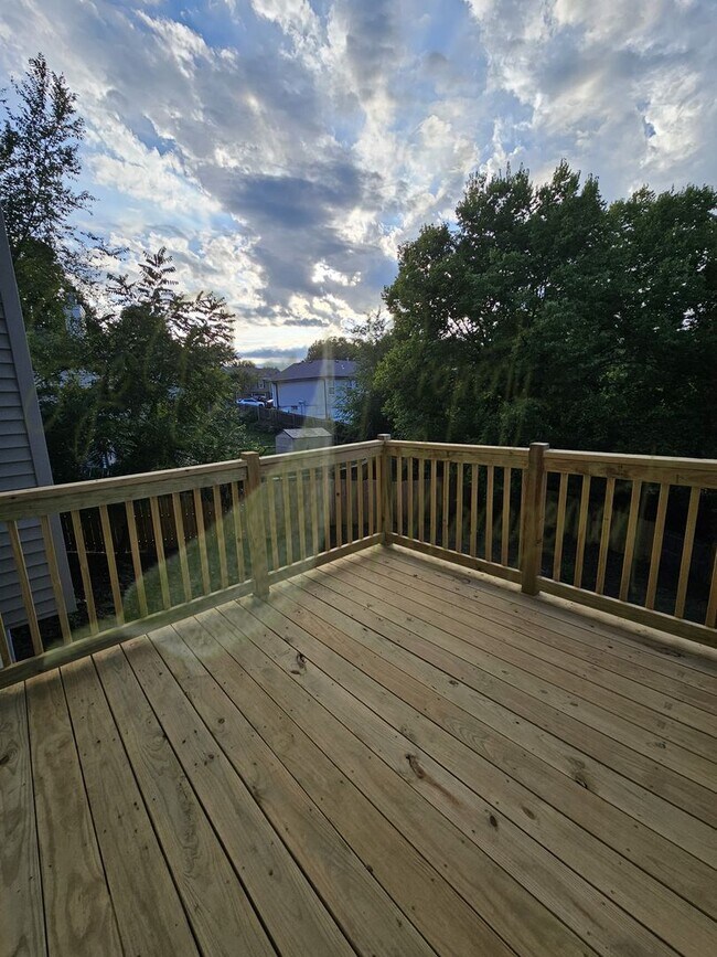 Building Photo - BEAUTIFUL HOME!!!