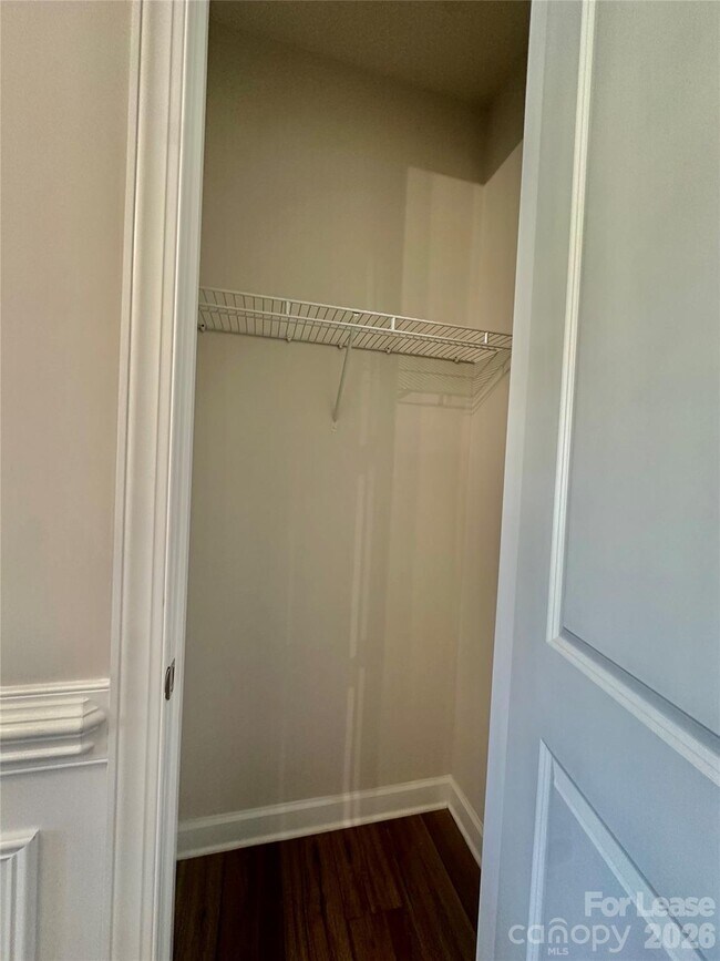 Building Photo - 9650 Liberty Hill Dr