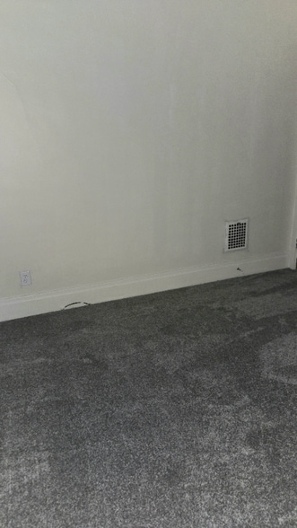 Building Photo - 414 Taunton Pl