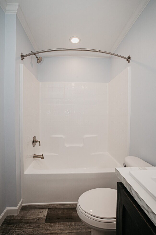 Building Photo - Inviting 3 bed, 2 bath Mount Pleasant rental