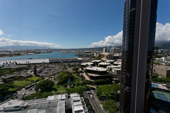 Building Photo - 600 Ala Moana Blvd
