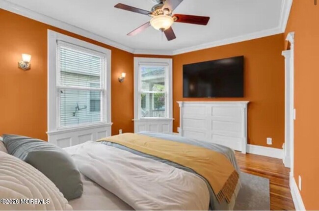 Building Photo - 511 4th Ave