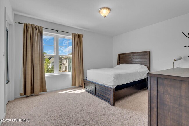 Building Photo - 2 Malcolm Way