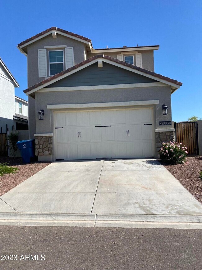 Building Photo - 21065 W Elm Way Ct