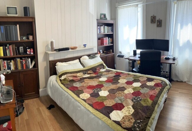 Building Photo - 7 Johnny Ct