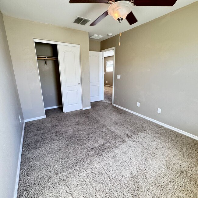 Building Photo - 3 bedroom rental in Cooley Station