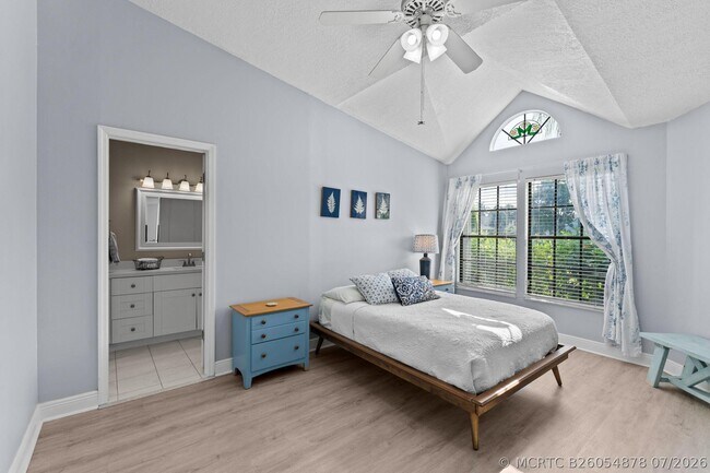 Building Photo - 1599 Bayridge Pl