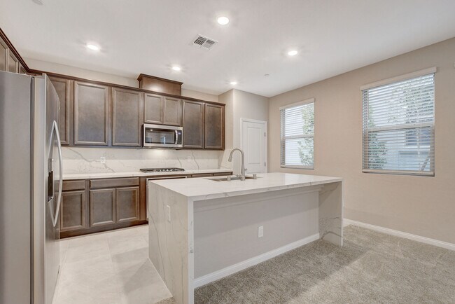 Building Photo - 11553 Alpine Cove Ave