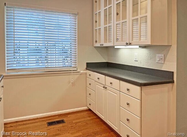 Building Photo - 42160 Woodward Ave