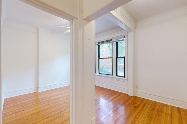 Floorplan - 5401-5403 S. Woodlawn Avenue