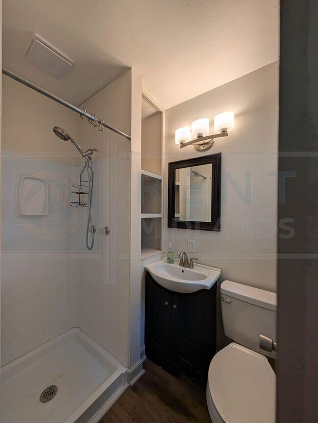Building Photo - Beautiful Home in Cayce