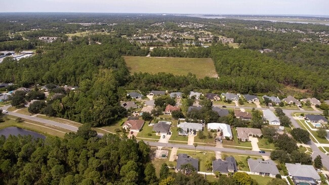 Building Photo - 109 Bilbao Dr