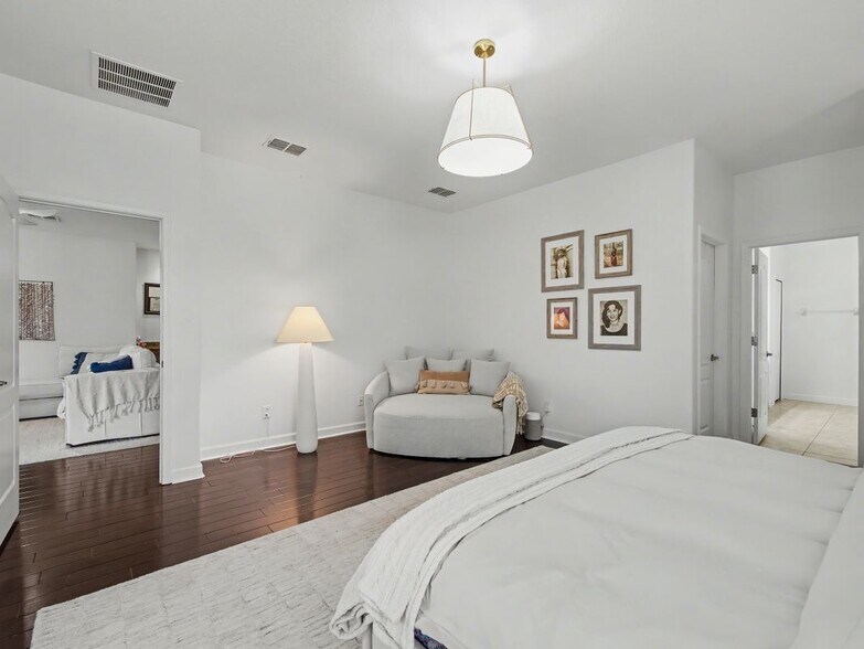 Building Photo - 1098 Harmony Ln