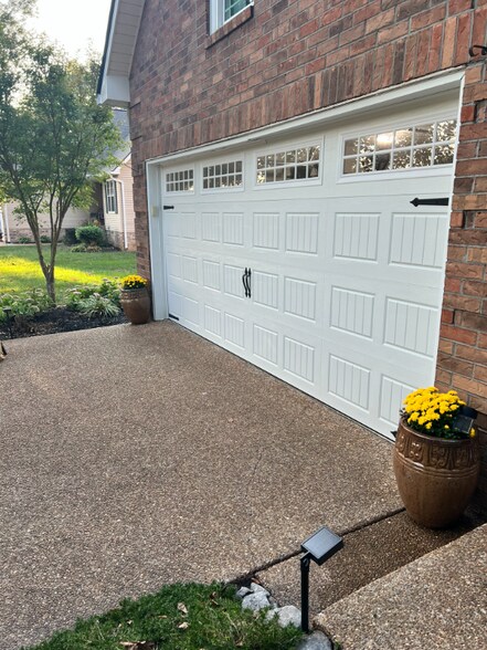 Building Photo - 2686 Douglas Ln