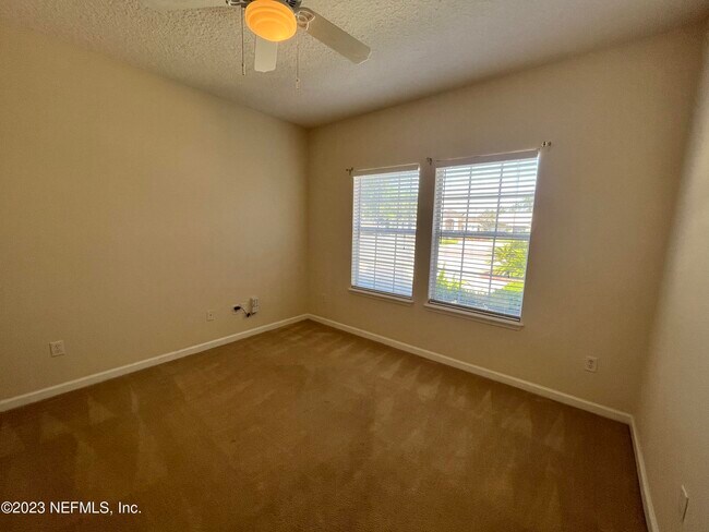 Building Photo - 1590 Calming Water Dr
