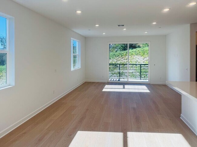 Building Photo - 12078 Aden Wy