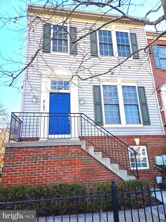 Building Photo - 8183 Skelton Cir