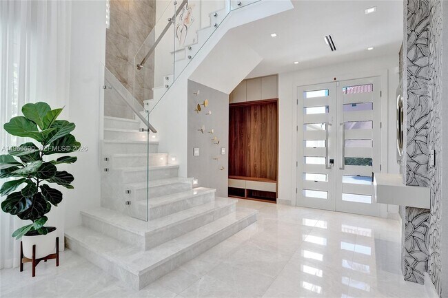 Building Photo - 20824 NE 37th Ave