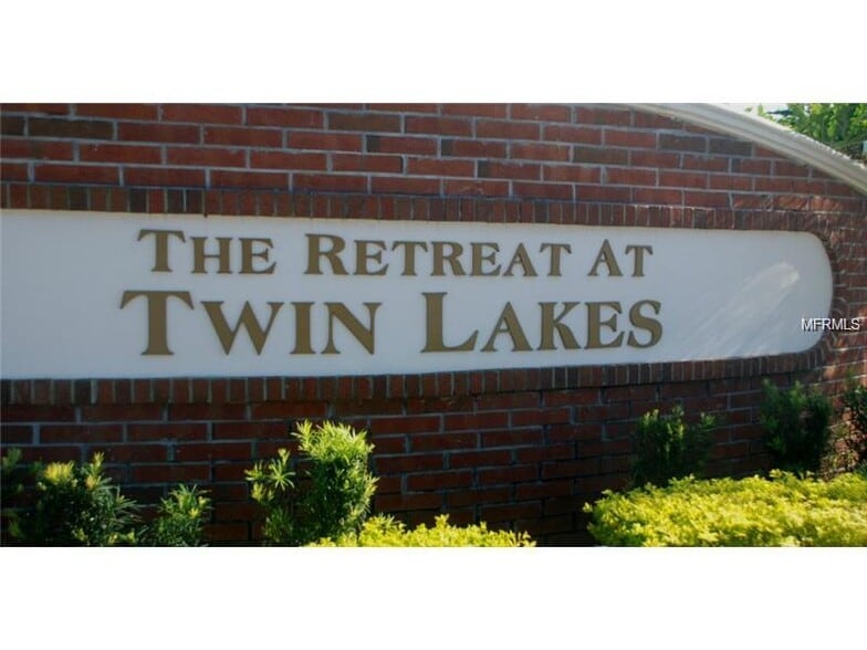 Primary Photo - 3260 Retreat View Cir