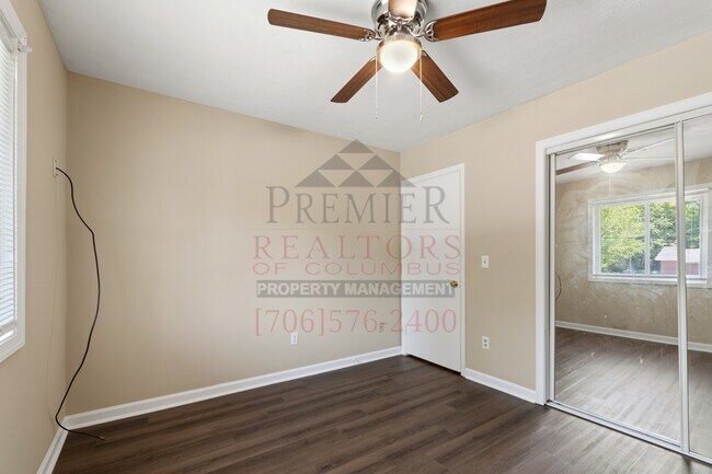 Building Photo - 520 Asa Dr