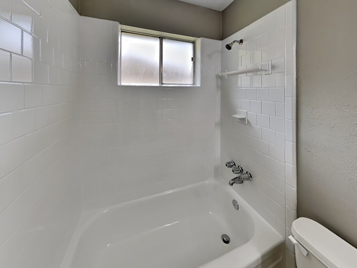 Building Photo - 24030 Griffin House Ln