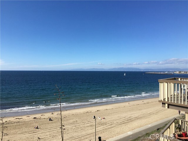 Building Photo - 625 Esplanade