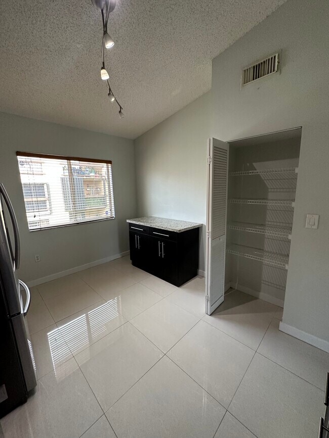 Building Photo - 6726 SW 130th Pl