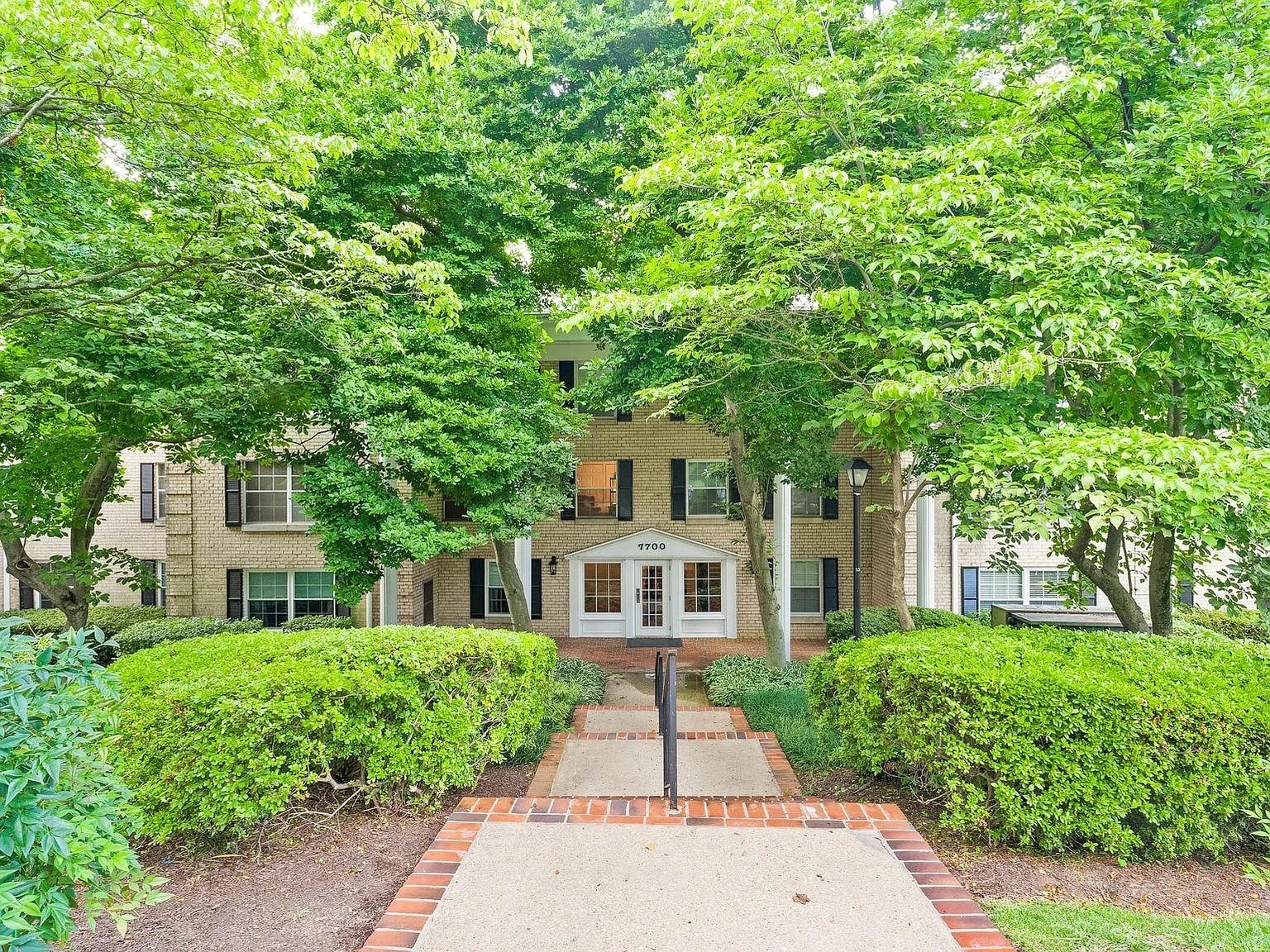 Building Photo - 7700 Tremayne Pl