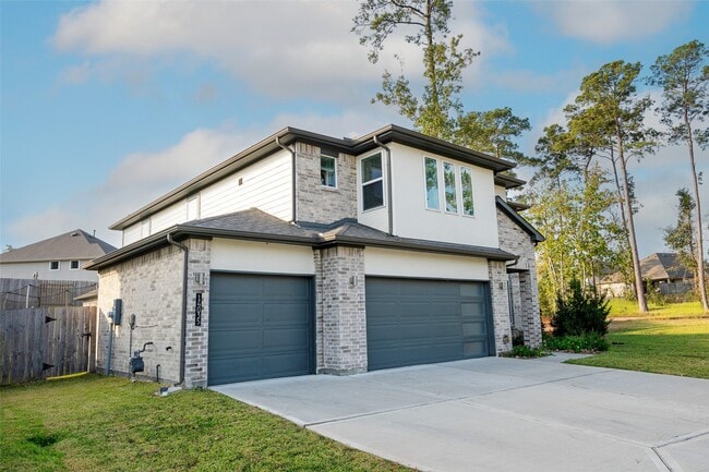 Building Photo - 14035 Vly Crk Ct