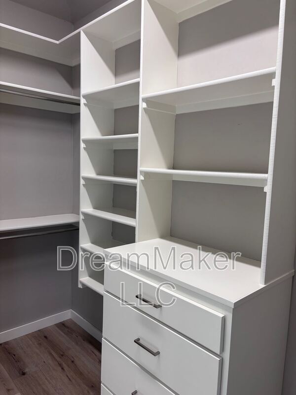 Building Photo - 3102 SE 34th St