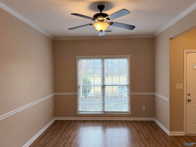 Building Photo - 2813 Willowick Tr SE